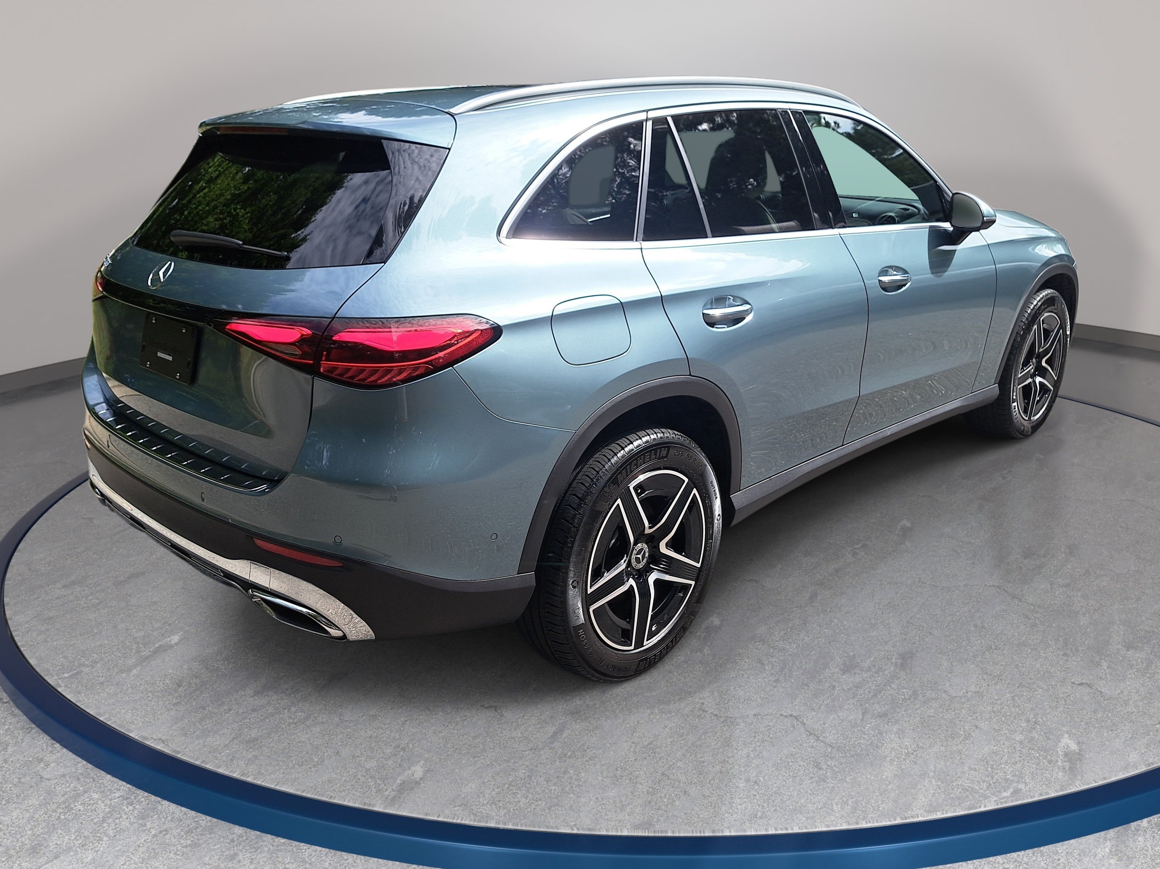 Used 2026 Mercedes-Benz GLC 300 image 6