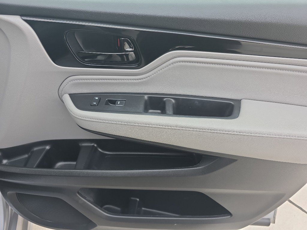 Used 2023 Honda Odyssey Elite image 20