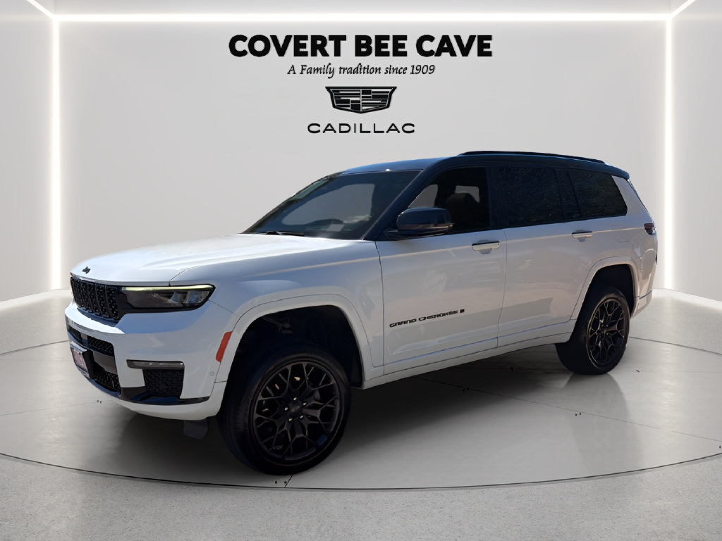 Used 2023 Jeep Grand Cherokee L Summit AWD/4WD image 3