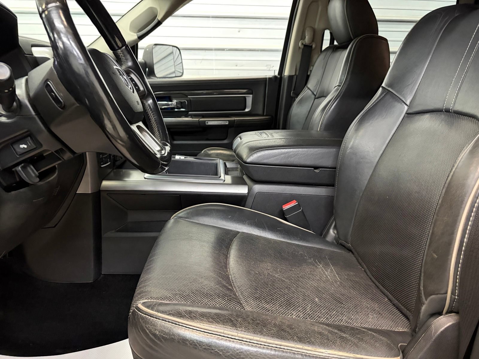 Used 2014 RAM 1500 Limited AWD/4WD image 8