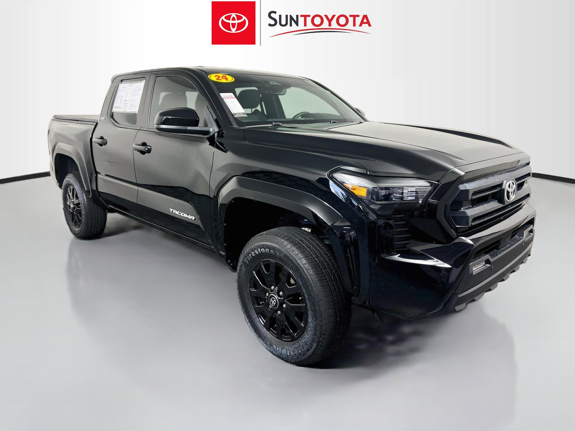 Used 2024 Toyota Tacoma SR5 AWD/4WD image 1