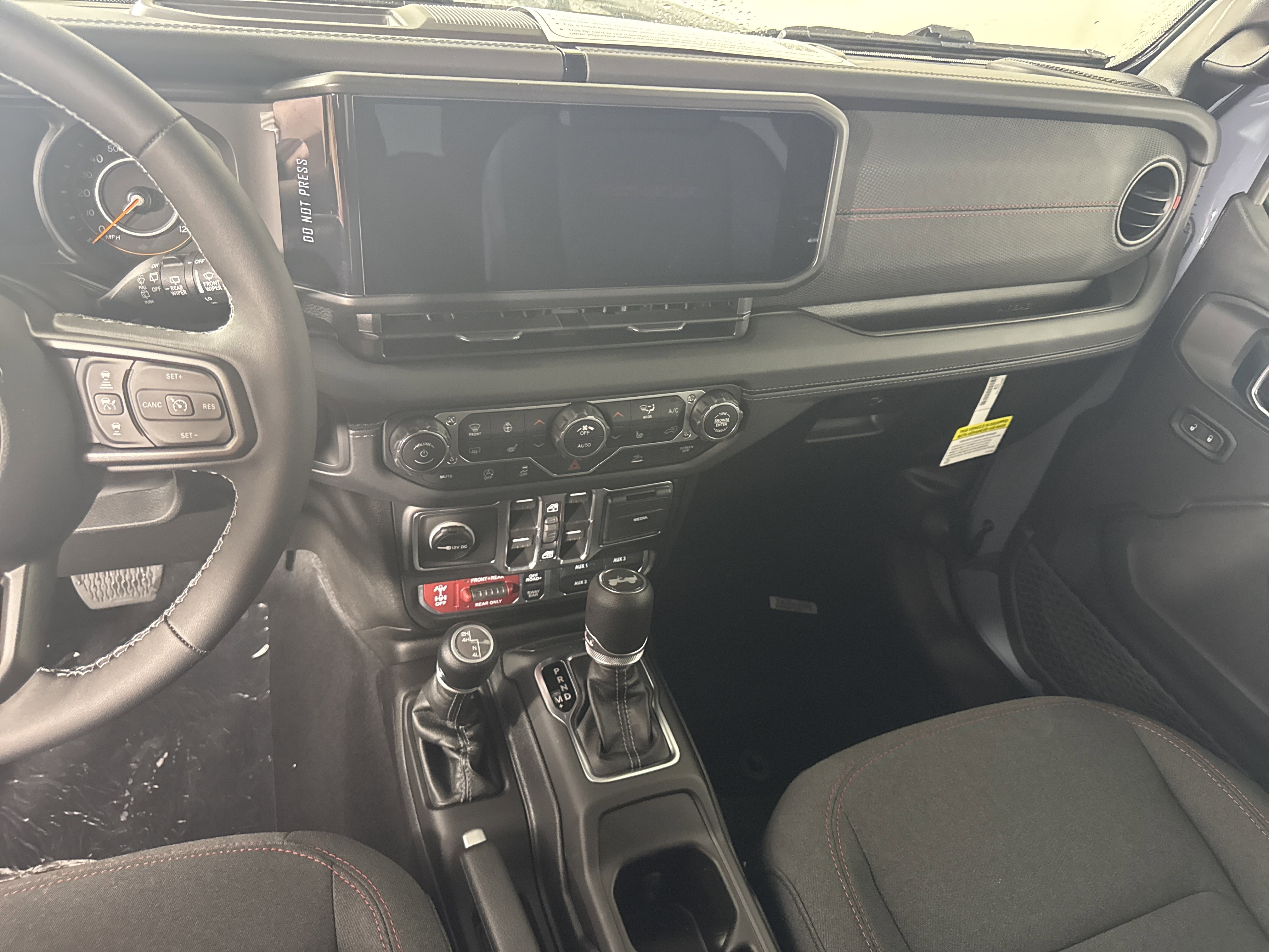 New 2026 Jeep Wrangler Unlimited Rubicon image 25