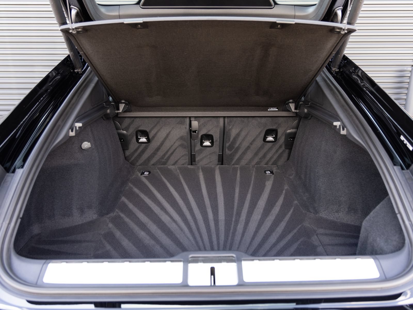 Certified 2026 Porsche Panamera RWD image 27