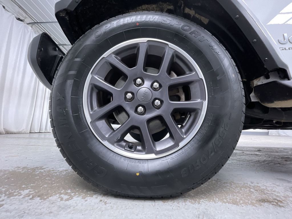 Used 2022 Jeep Gladiator Overland w/ Popular Equipment Package image 12