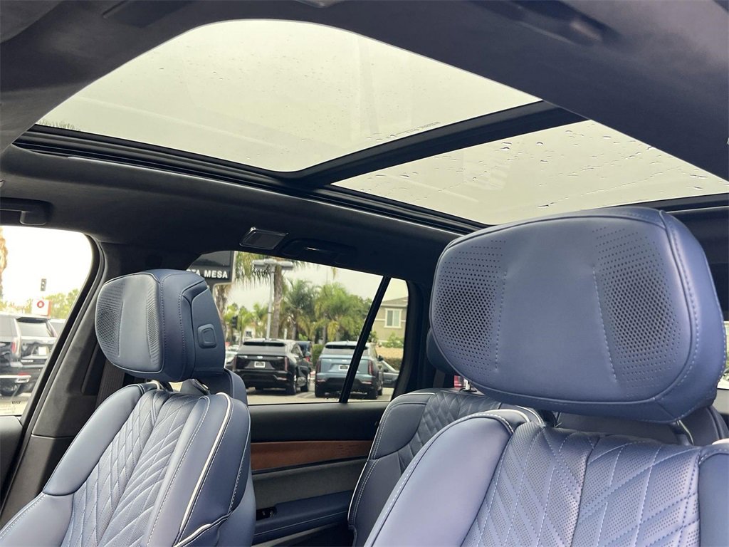 New 2026 Cadillac Vistiq Premium Luxury image 26