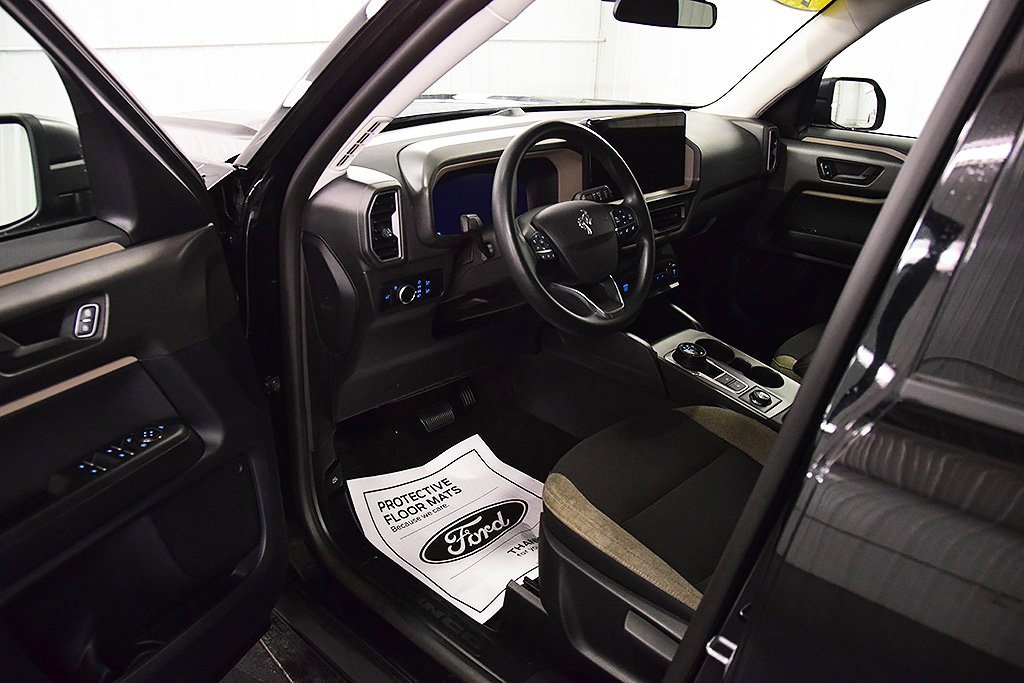 Used 2025 Ford Bronco Sport Big Bend image 14