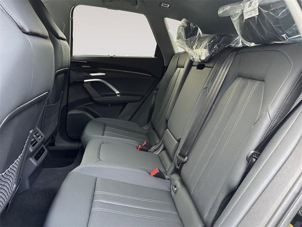 New 2025 Audi Q5 2.0T Premium Plus image 13