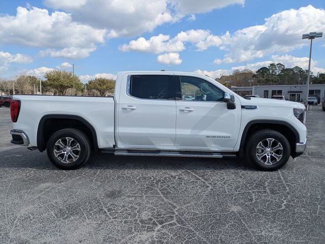 Used 2025 GMC Sierra 1500 SLE w/ Preferred Package image 3