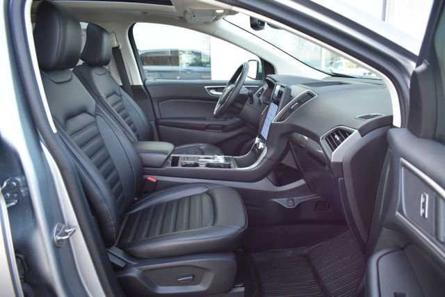 Used 2024 Ford Edge SEL w/ Convenience Package image 46