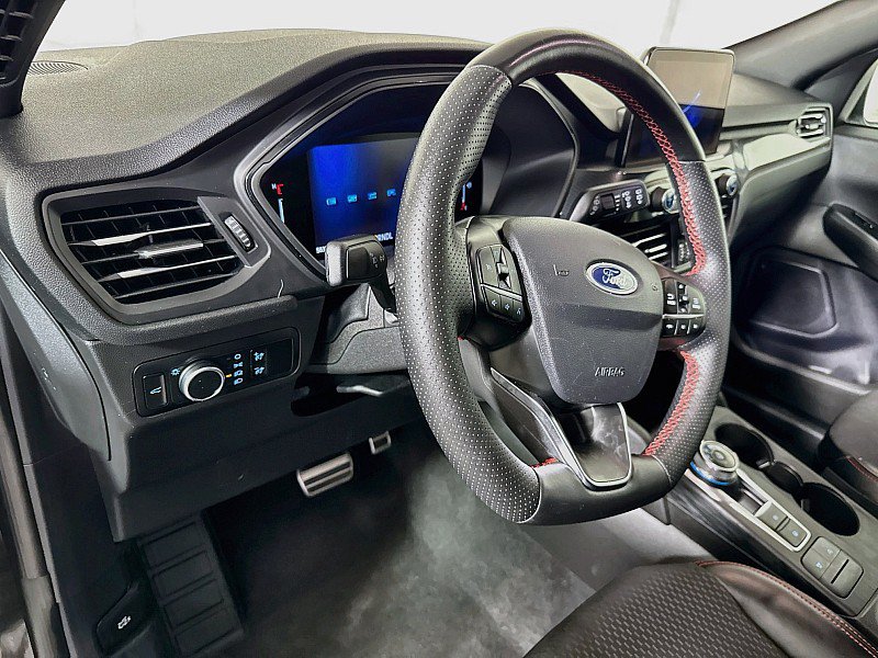 Used 2024 Ford Escape ST-Line AWD/4WD image 9