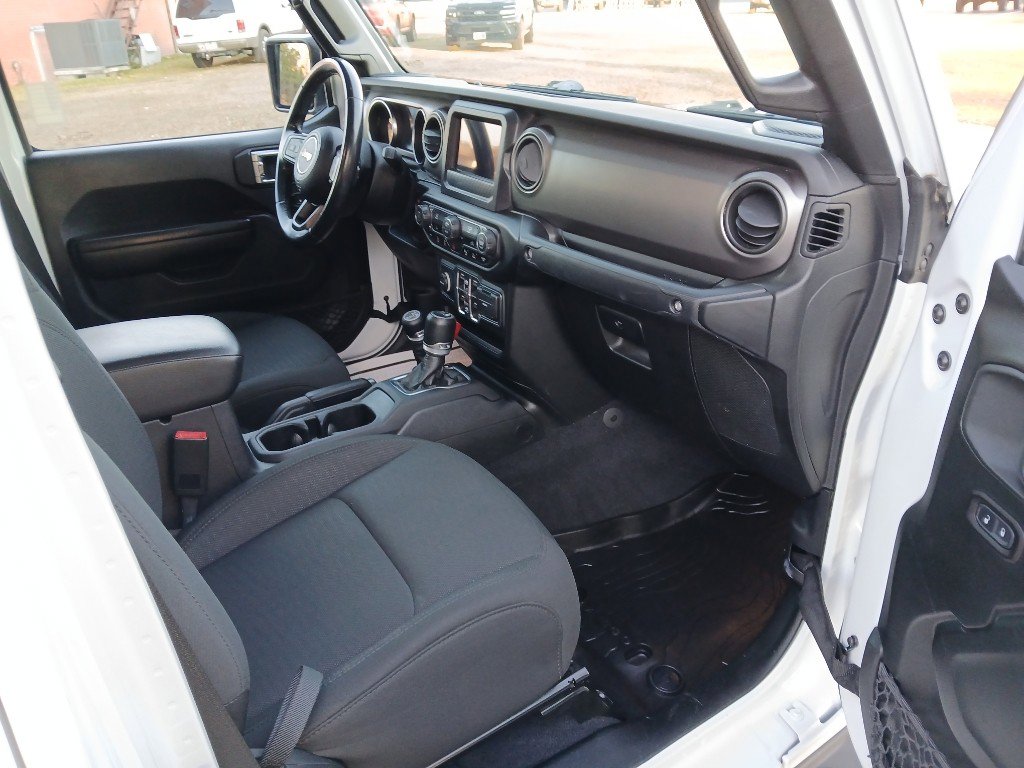 Certified 2020 Jeep Gladiator Sport w/ Quick Order Package 24S image 32