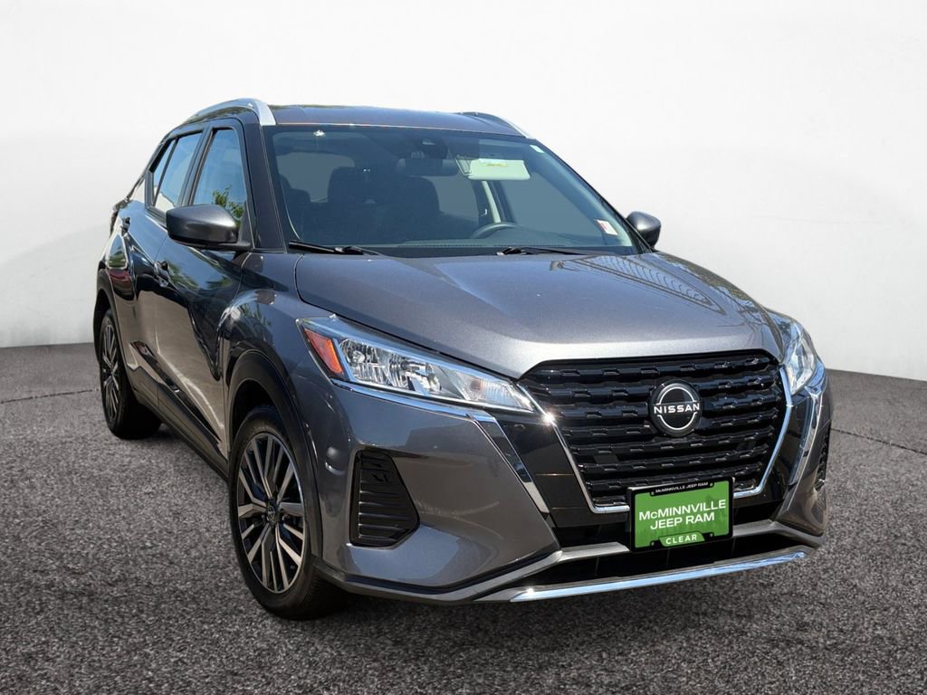 Used 2022 Nissan Kicks SV FWD image 7