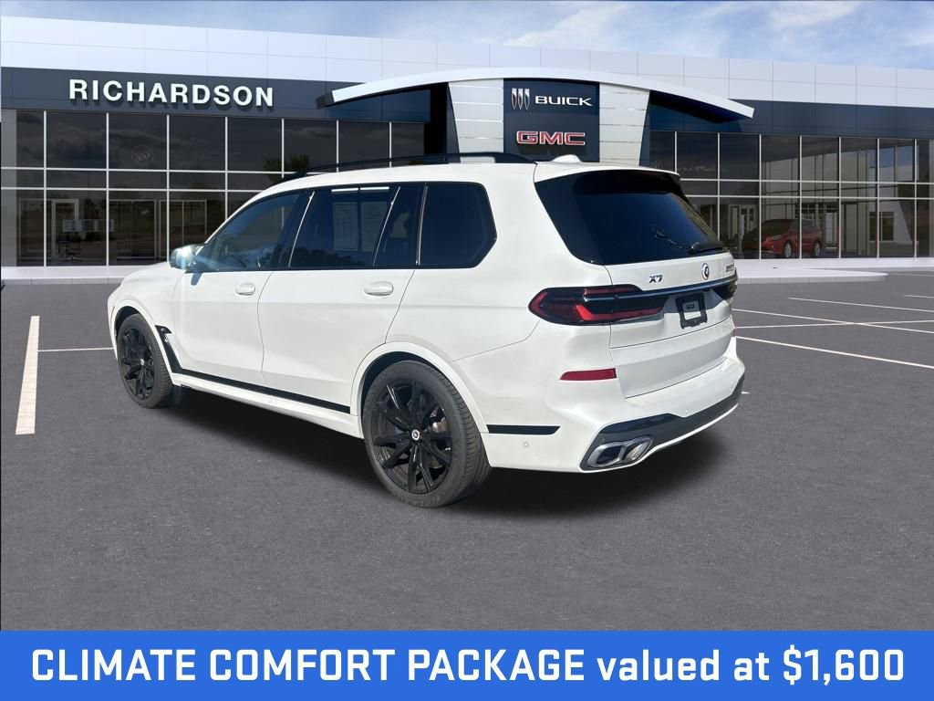 Used 2023 BMW X7 M60i w/ Executive Package image 5