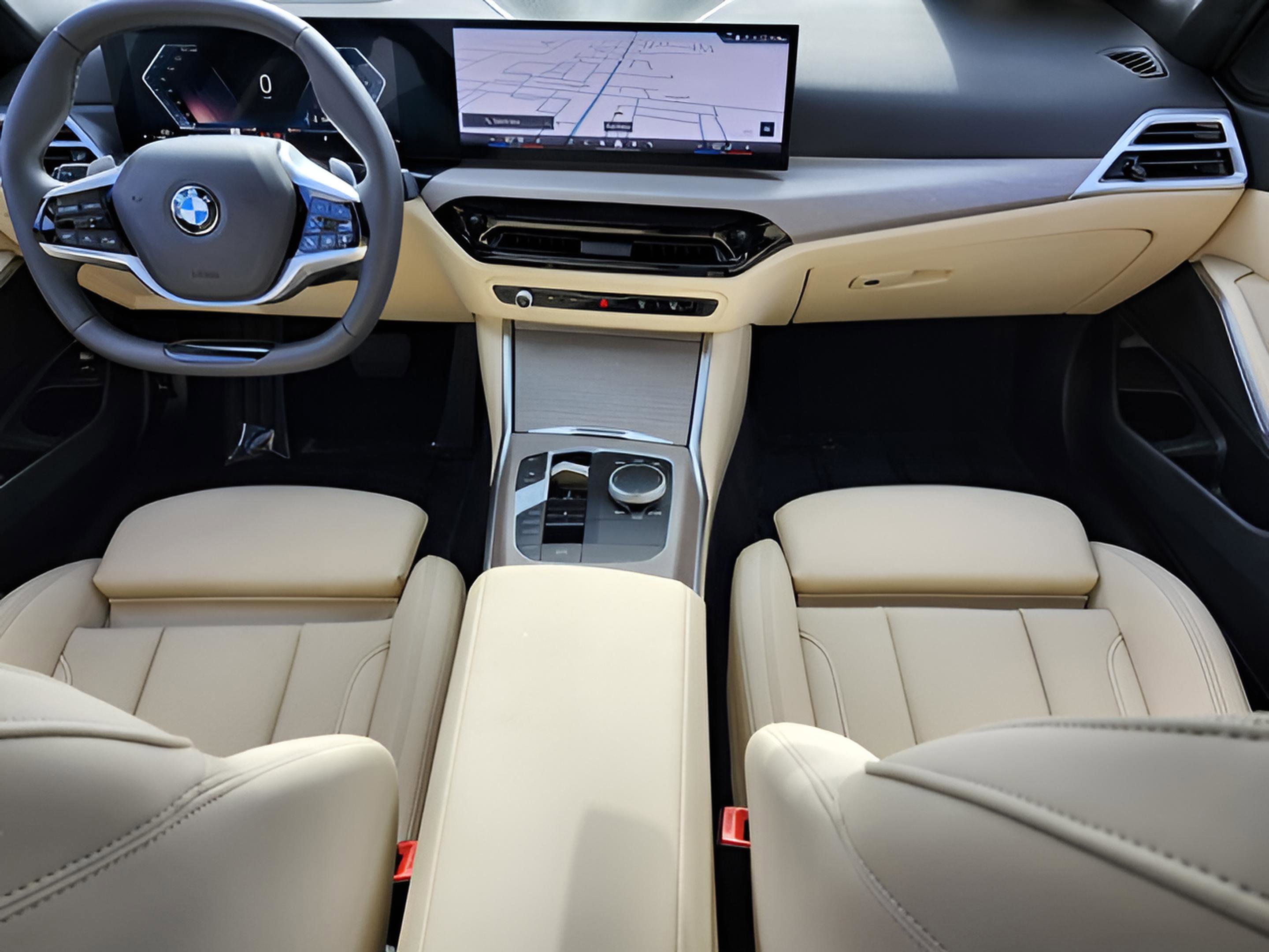 Certified 2025 BMW 330i Sedan w/ Premium Package image 17