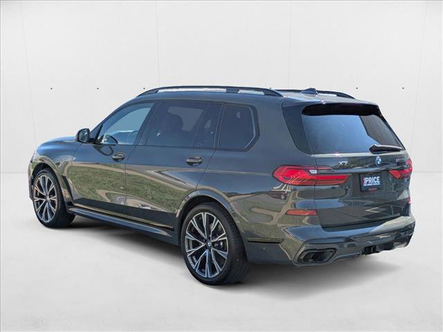 Used 2022 BMW X7 M50i image 8