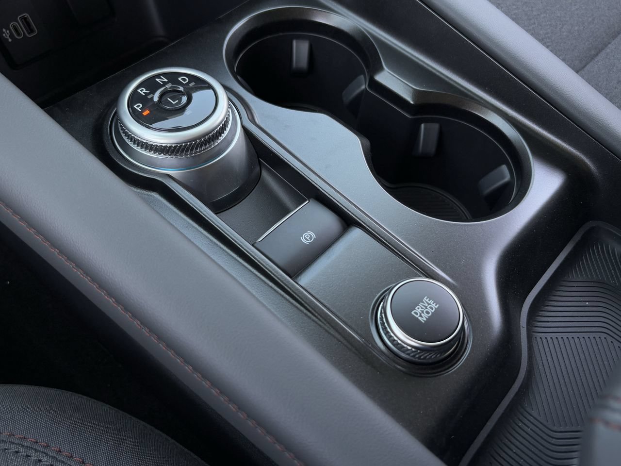 New 2026 Ford Explorer Active AWD/4WD image 17