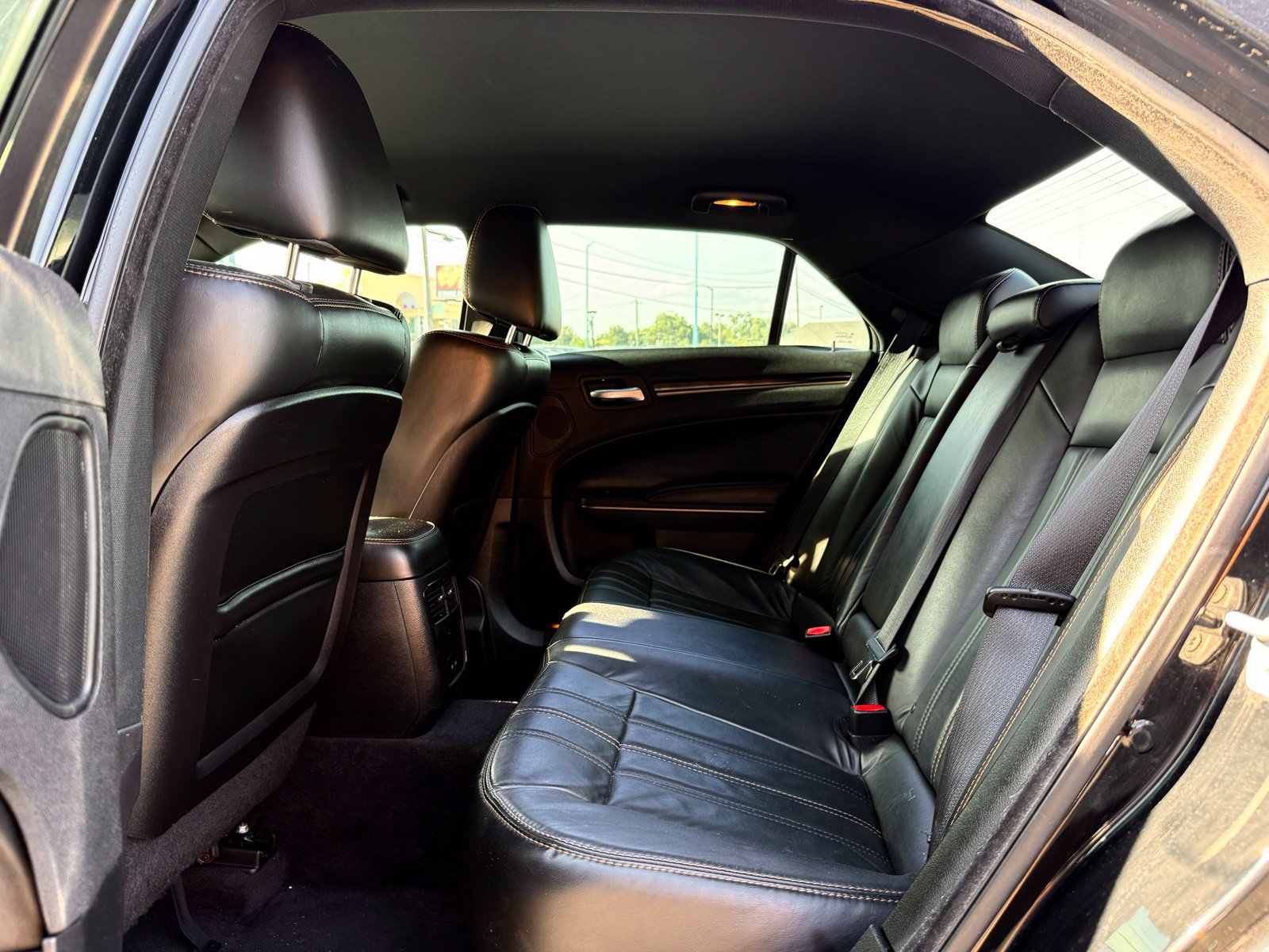 Used 2016 Chrysler 300 S RWD image 23