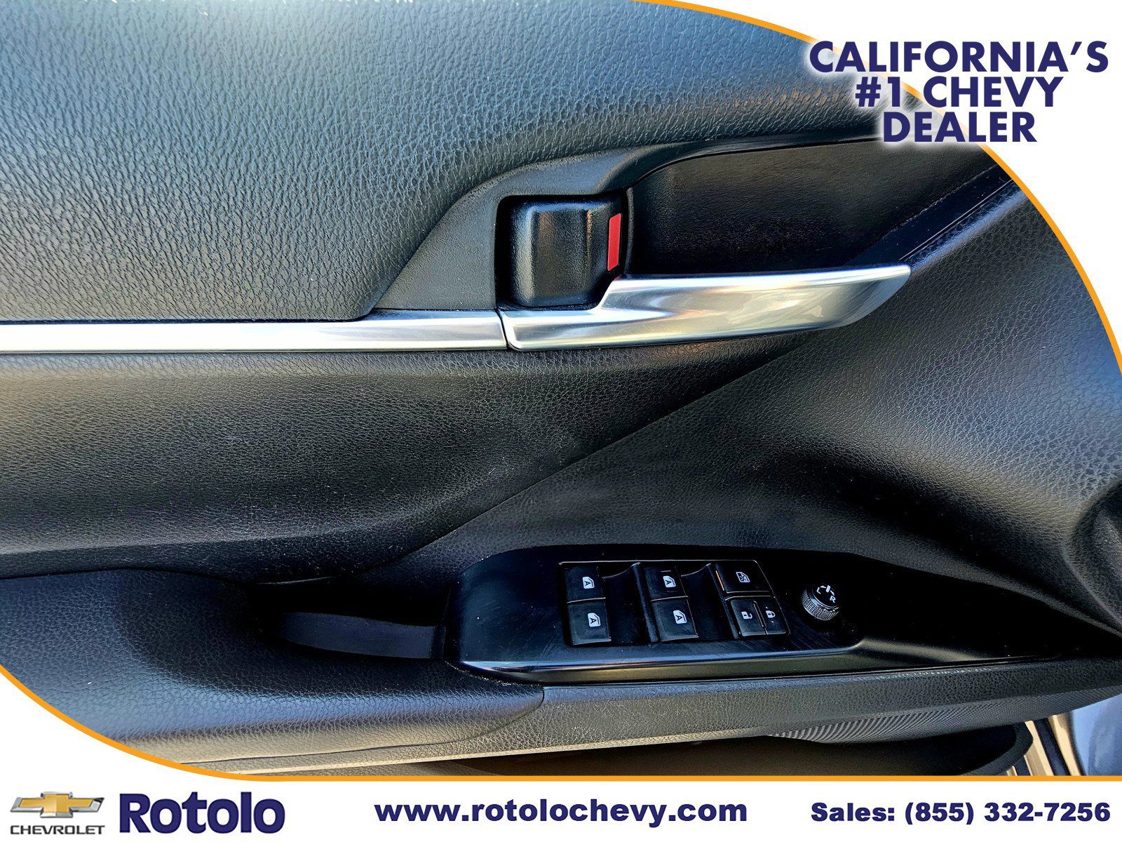 Used 2020 Toyota Camry SE w/ Carpet Mat Package image 16