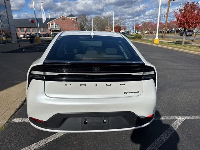 Certified 2024 Toyota Prius Prime SE image 7