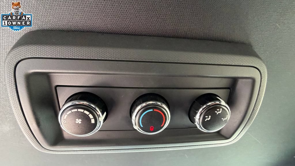 Used 2020 Dodge Grand Caravan SE FWD image 18