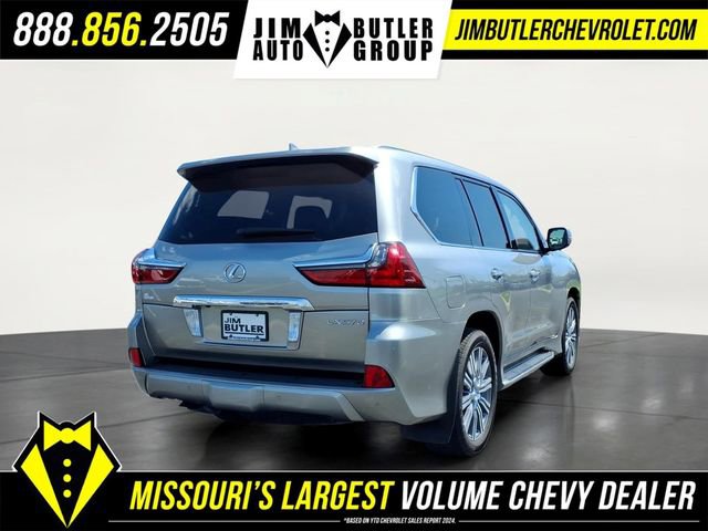 Used 2017 Lexus LX 570 4WD w/ Luxury Package image 28