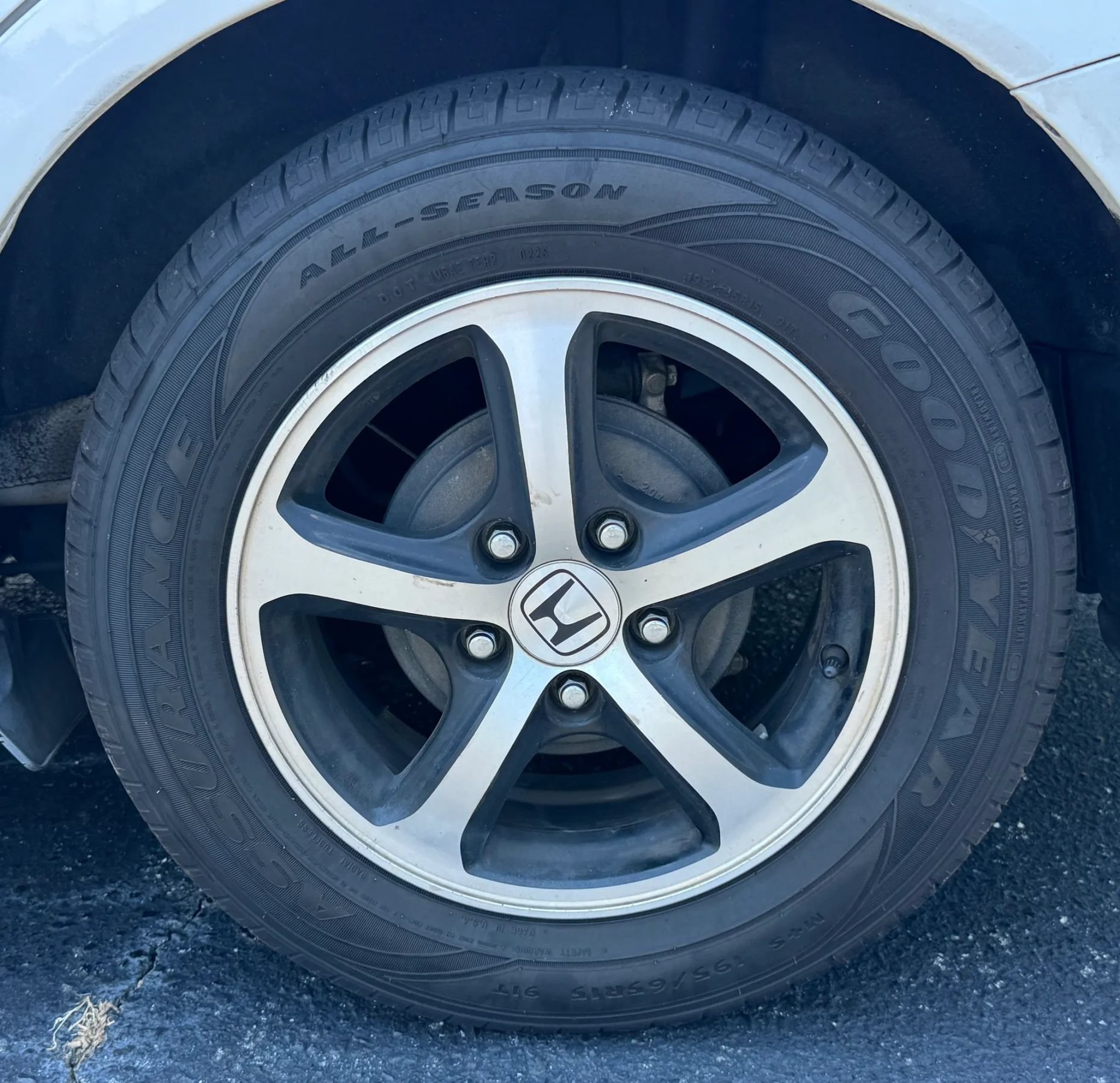 Used 2015 Honda Civic Touring image 3
