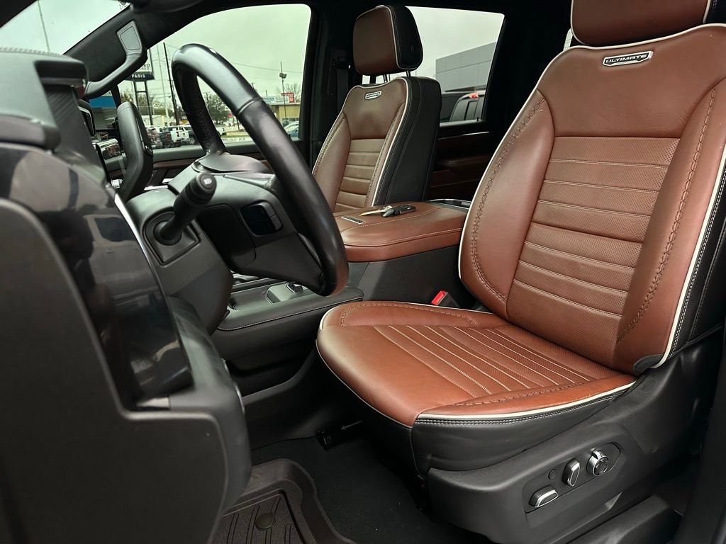 Used 2024 GMC Sierra 2500 Denali Ultimate image 13