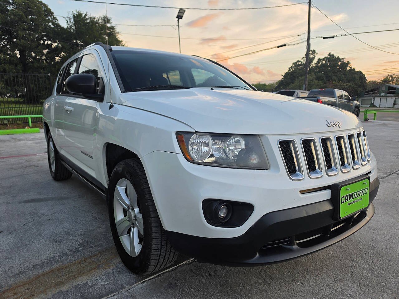 Used 2014 Jeep Compass Sport w/ Power Value Group AWD/4WD image 3