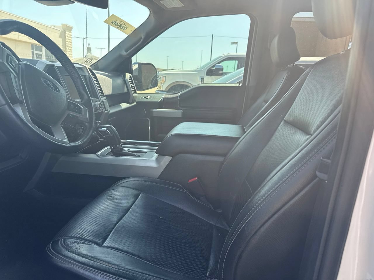 Used 2017 Ford F150 Lariat w/ Equipment Group 502A Luxury AWD/4WD image 8