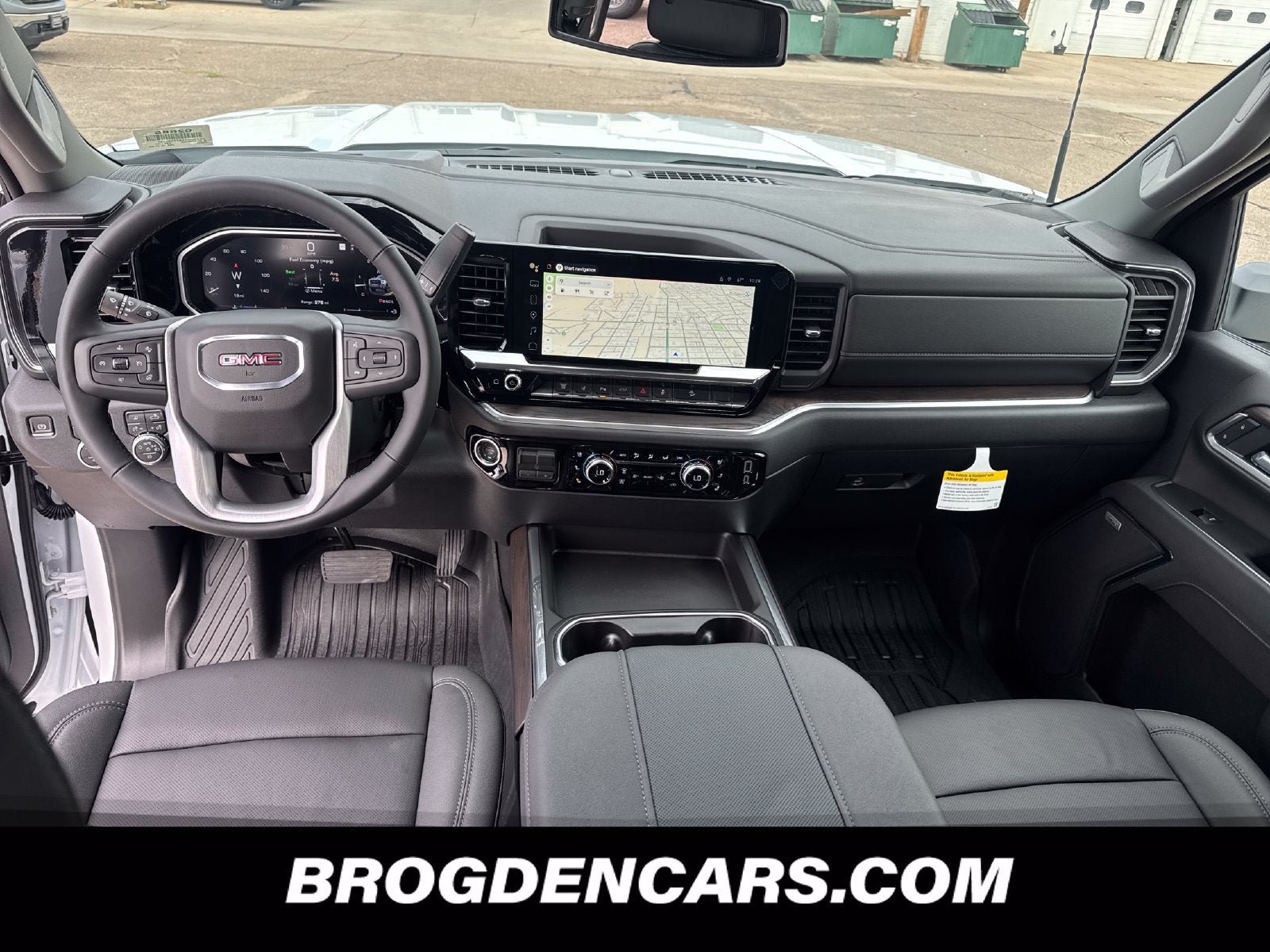New 2026 GMC Sierra 3500 SLT w/ SLT Premium Package AWD/4WD image 9