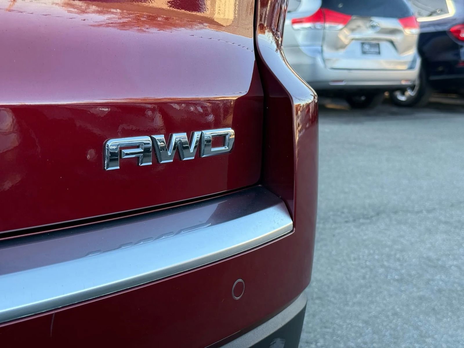 Used 2016 GMC Acadia SLE image 6