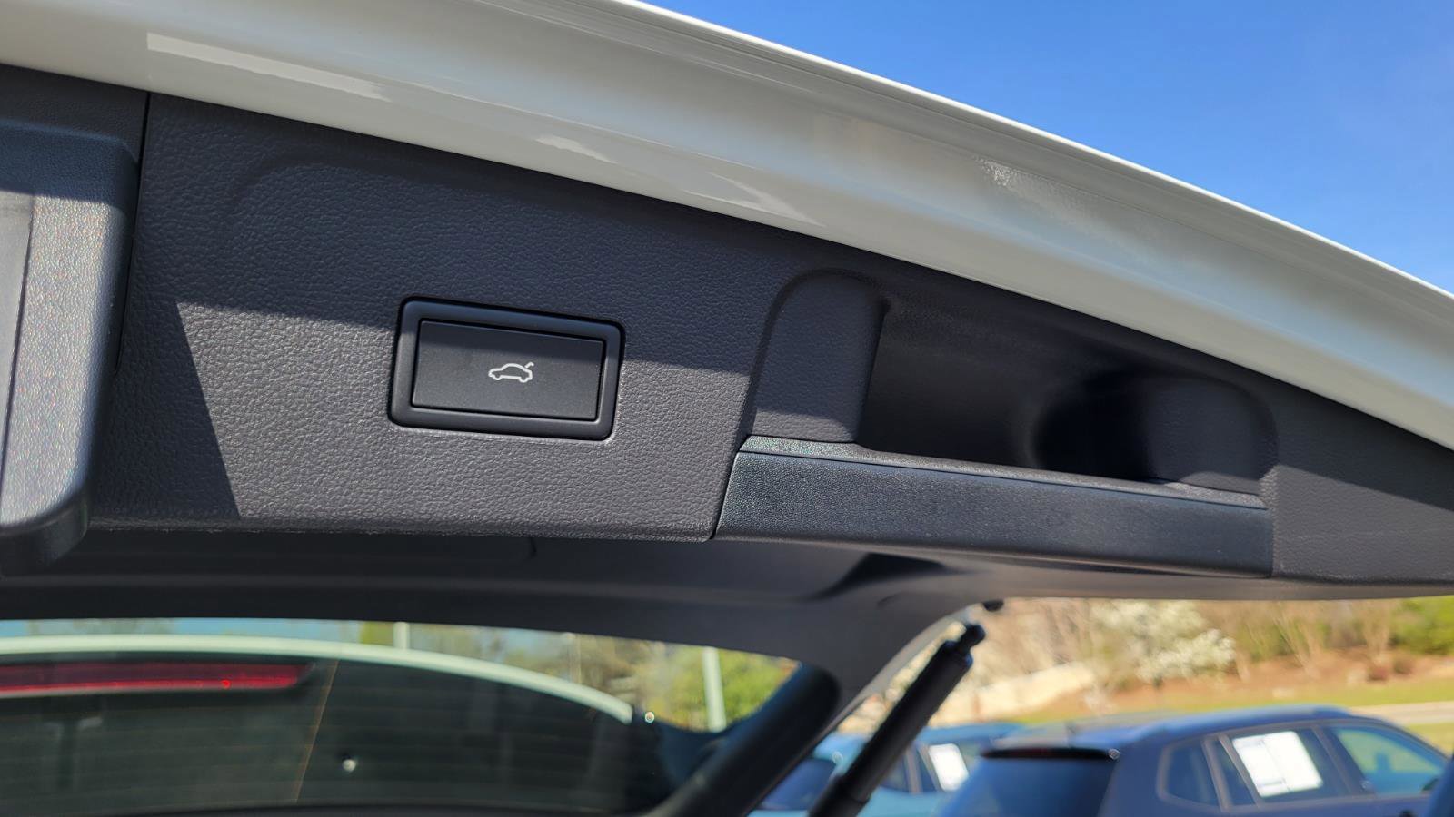 New 2026 Volkswagen Atlas SEL Premium R-Line image 60