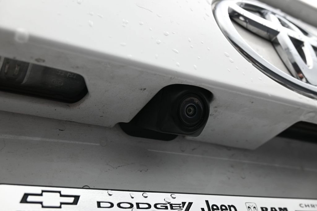 Used 2025 Toyota RAV4 LE AWD/4WD image 33