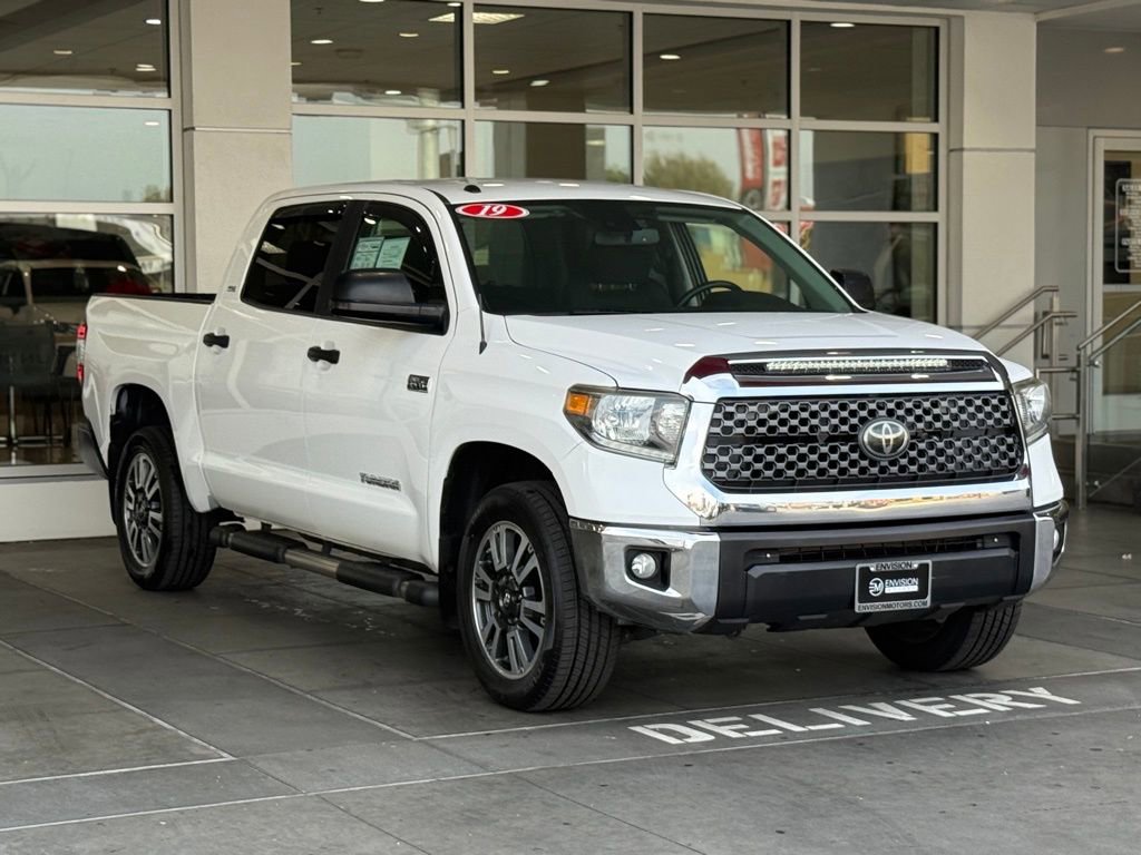 Used 2019 Toyota Tundra SR5 w/ SR5 Upgrade Package image 6