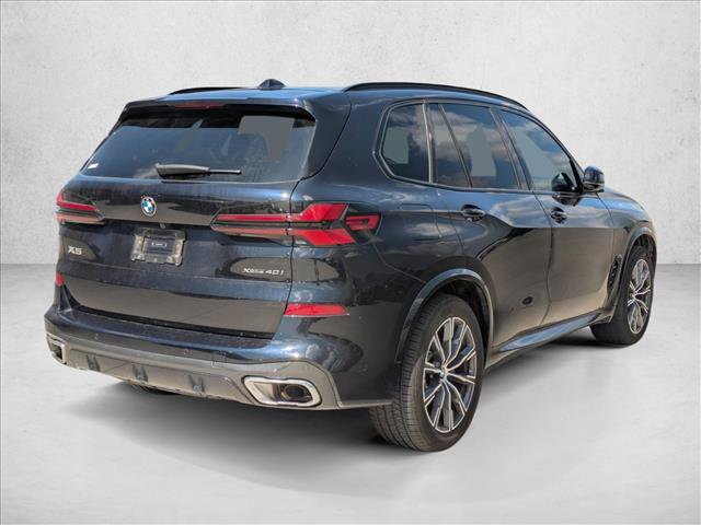 Used 2025 BMW X5 xDrive40i w/ M Sport Package AWD/4WD image 5