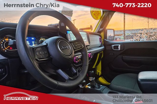 Used 2024 Jeep Wrangler Willys image 18