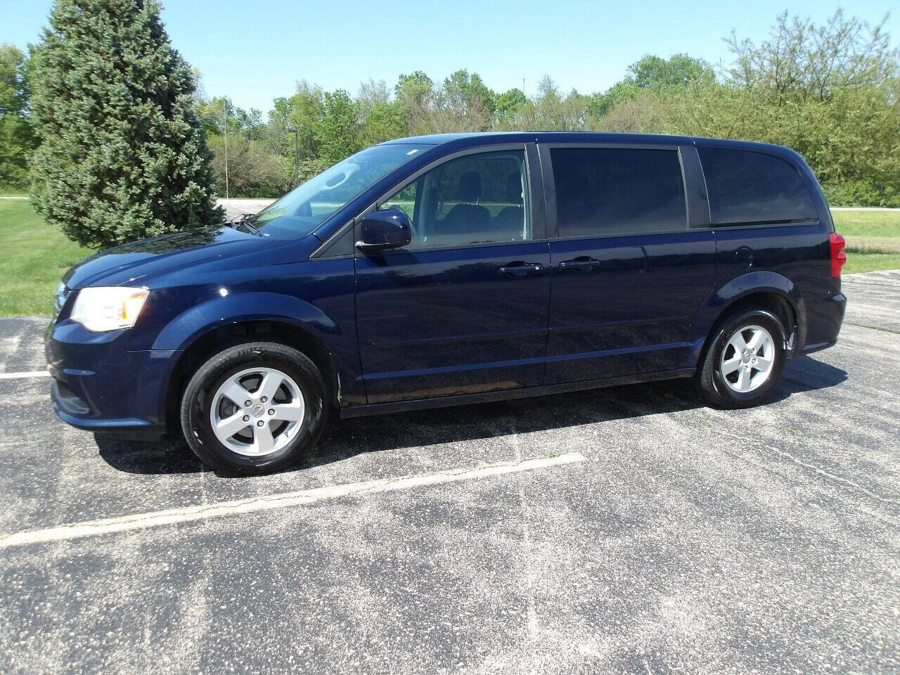 Used 2012 Dodge Grand Caravan SE