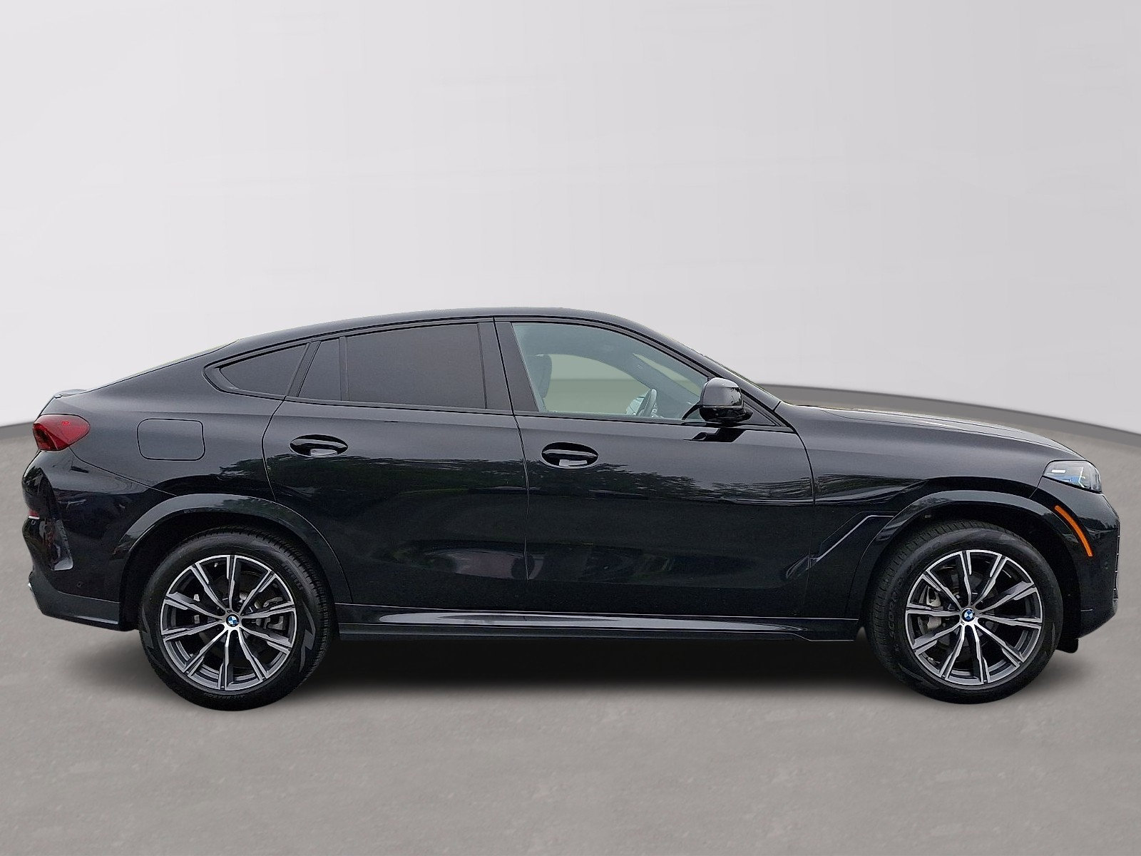 Used 2025 BMW X6 xDrive40i AWD/4WD image 7