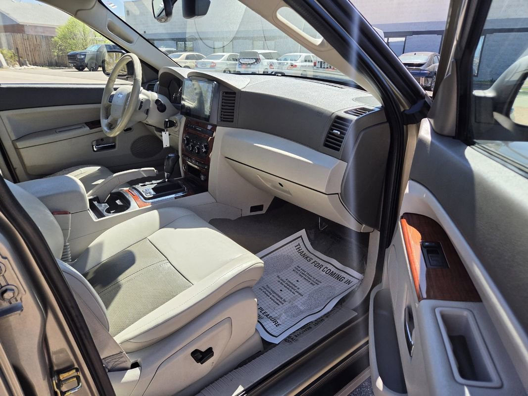 Used 2005 Jeep Grand Cherokee Limited AWD/4WD image 11