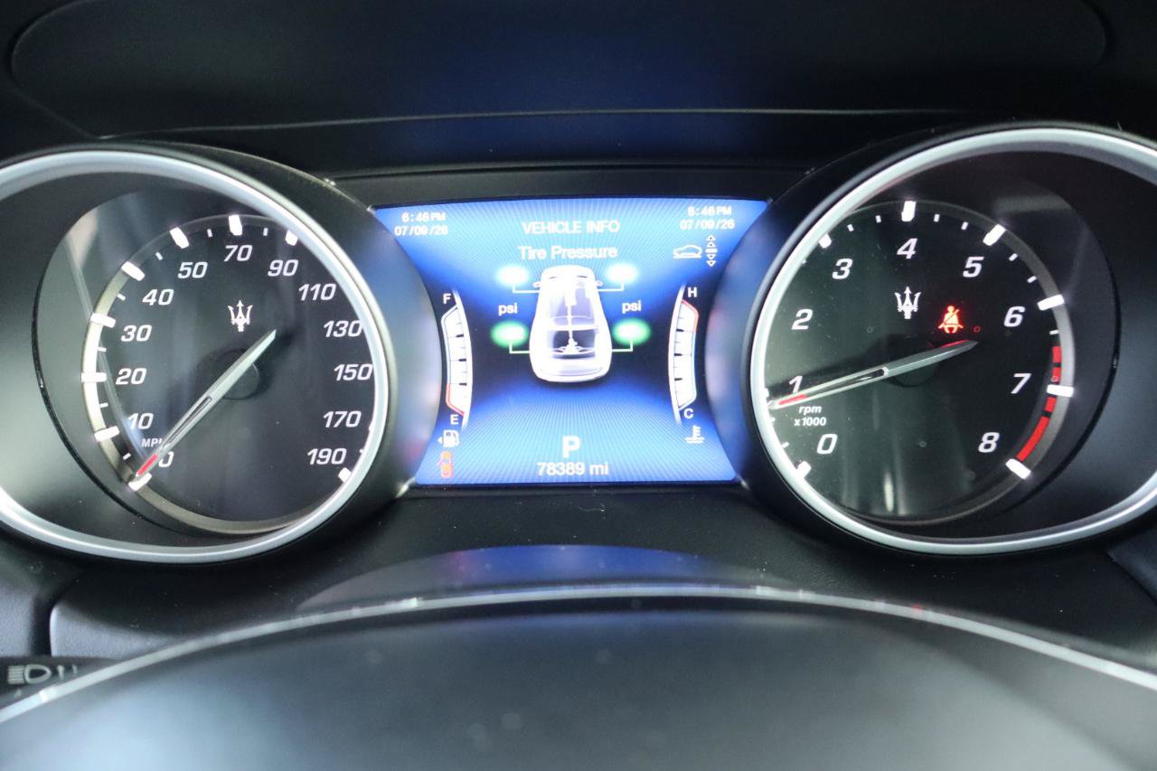 Used 2018 Maserati Levante GranLusso AWD/4WD image 18