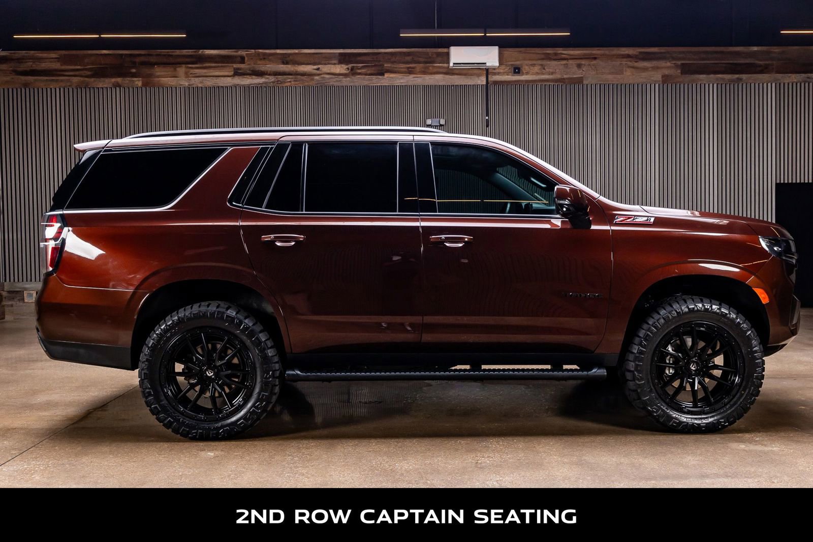 Used 2023 Chevrolet Tahoe Z71 w/ Z71 Off-Road Package AWD/4WD image 11