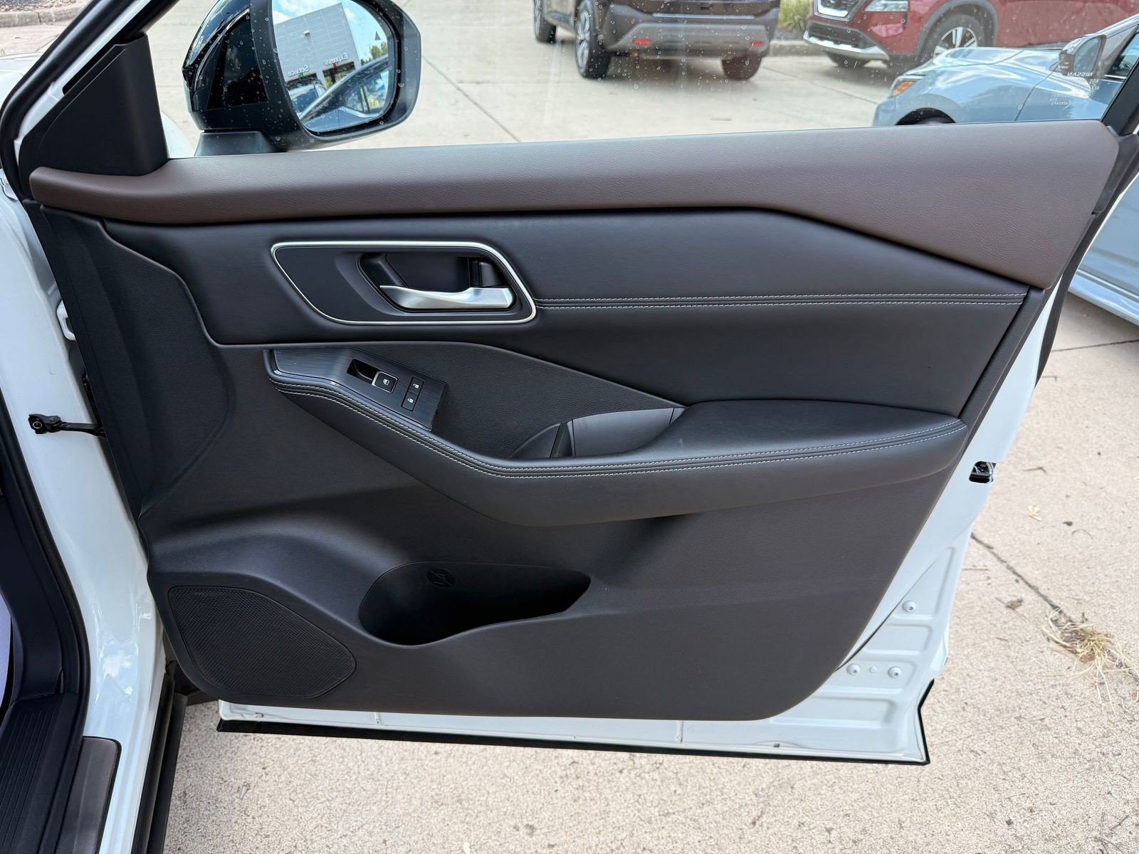 Certified 2021 Nissan Rogue Platinum AWD/4WD image 38