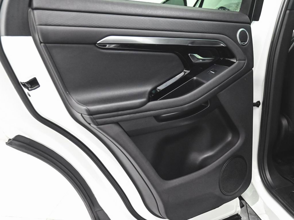 Used 2021 Land Rover Range Rover Evoque S image 12