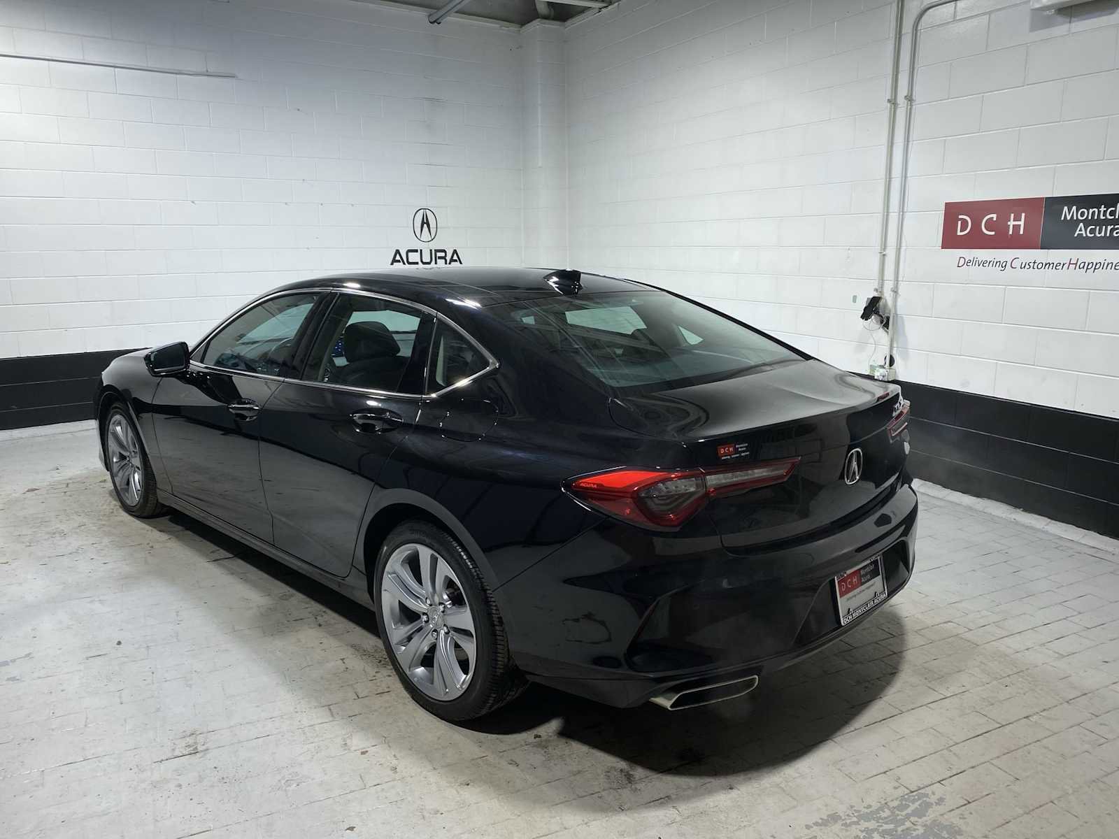 Used 2022 Acura TLX w/ Technology Package image 4