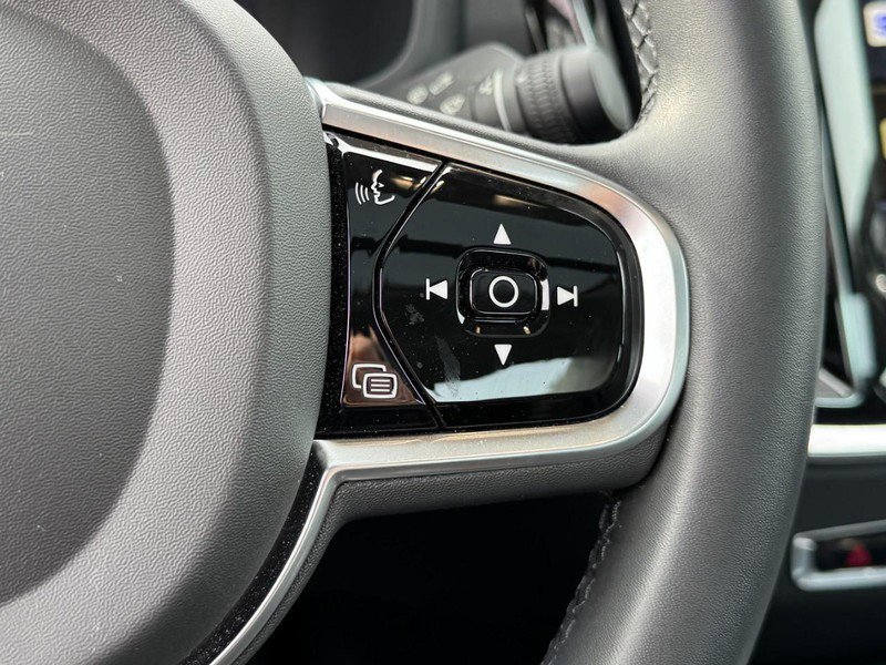 Certified 2024 Volvo S60 B5 Plus w/ Climate Package image 19