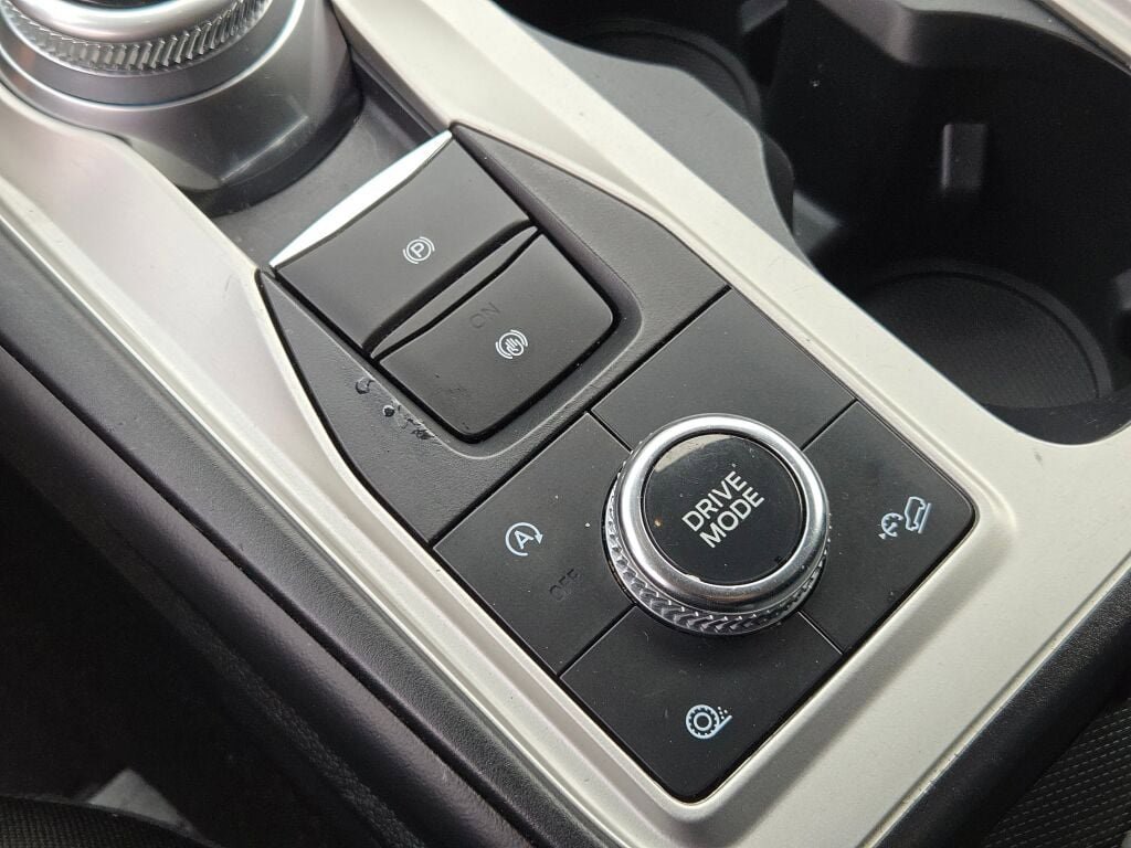 Used 2021 Ford Explorer XLT image 35