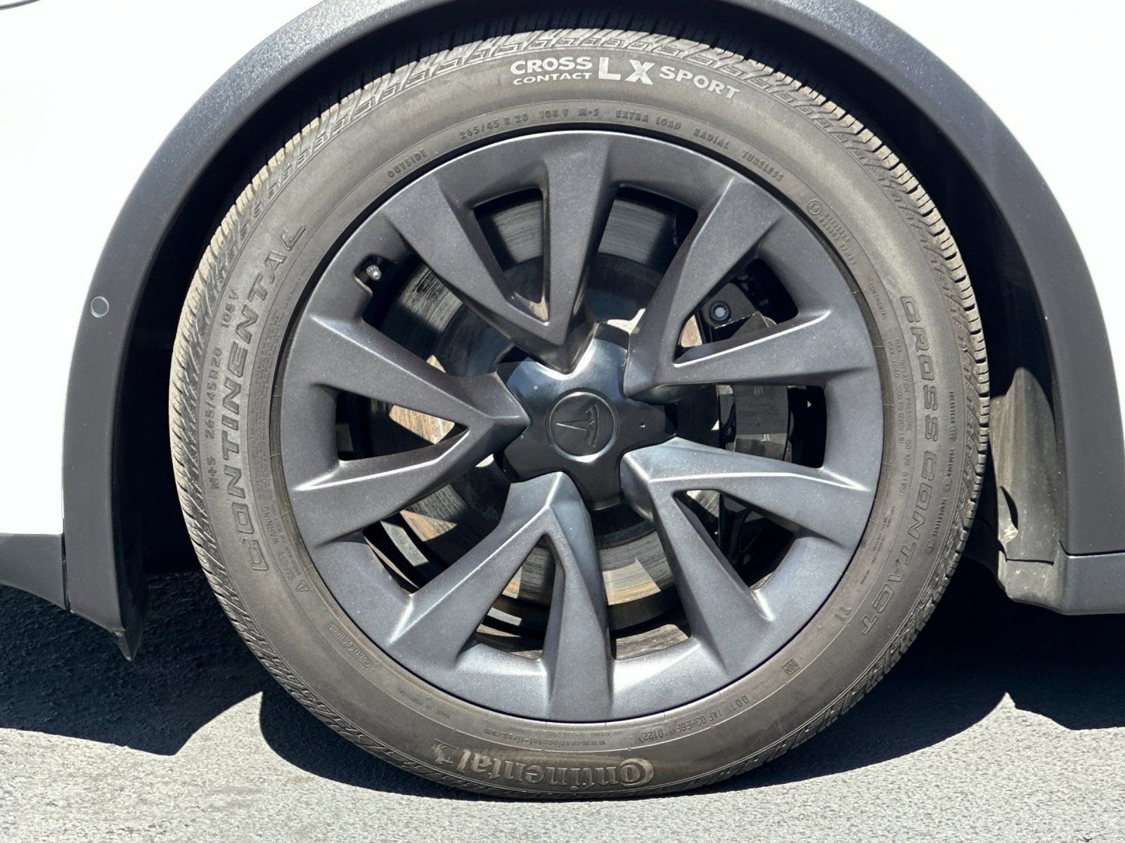 Used 2022 Tesla Model X AWD/4WD image 31