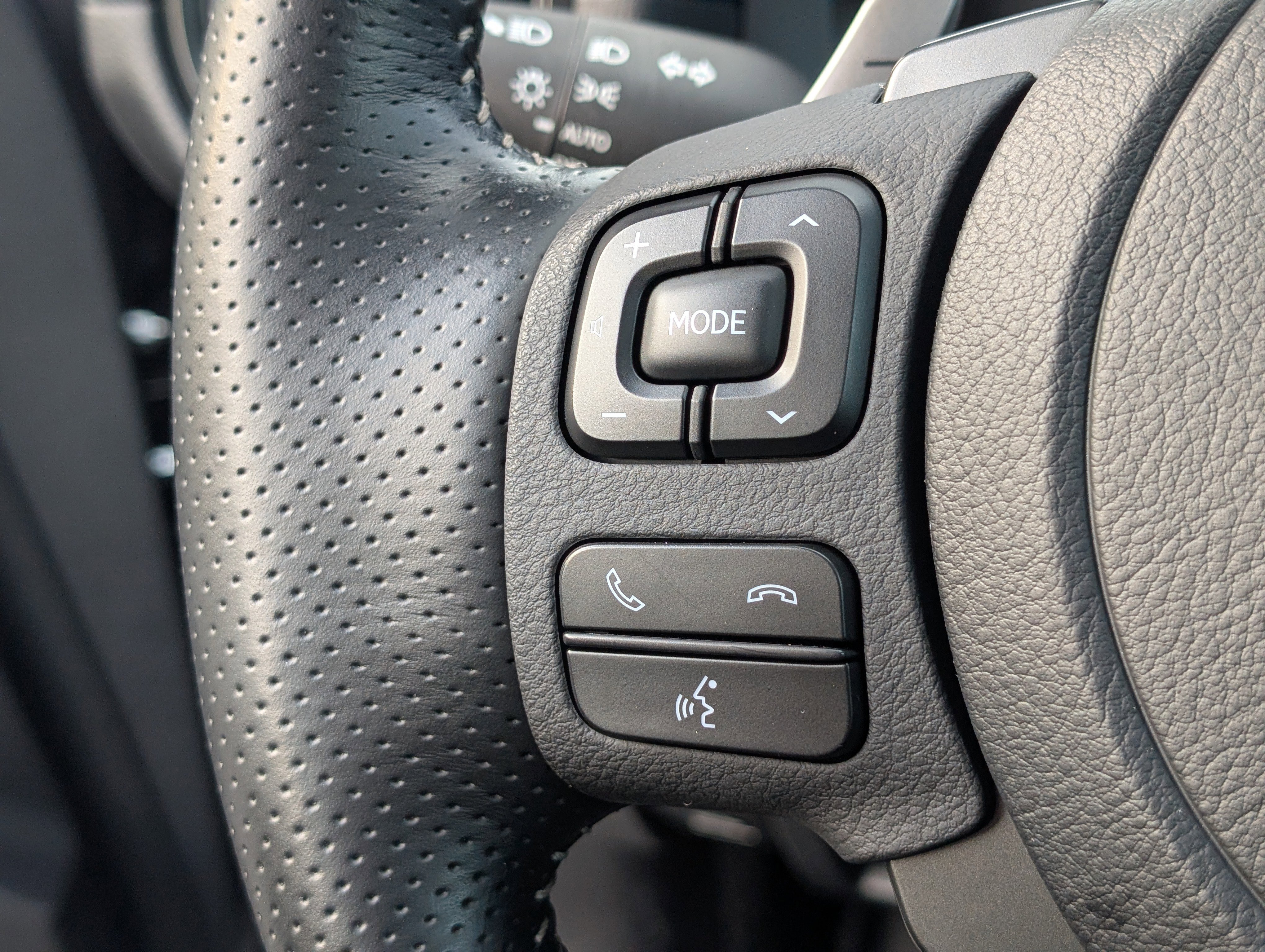 Certified 2024 Lexus IS 350 F Sport image 24