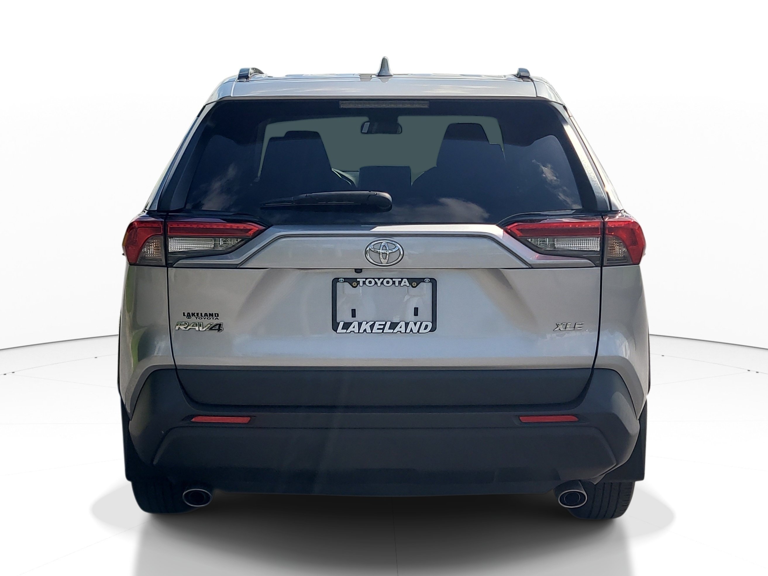 Certified 2025 Toyota RAV4 XLE FWD image 6