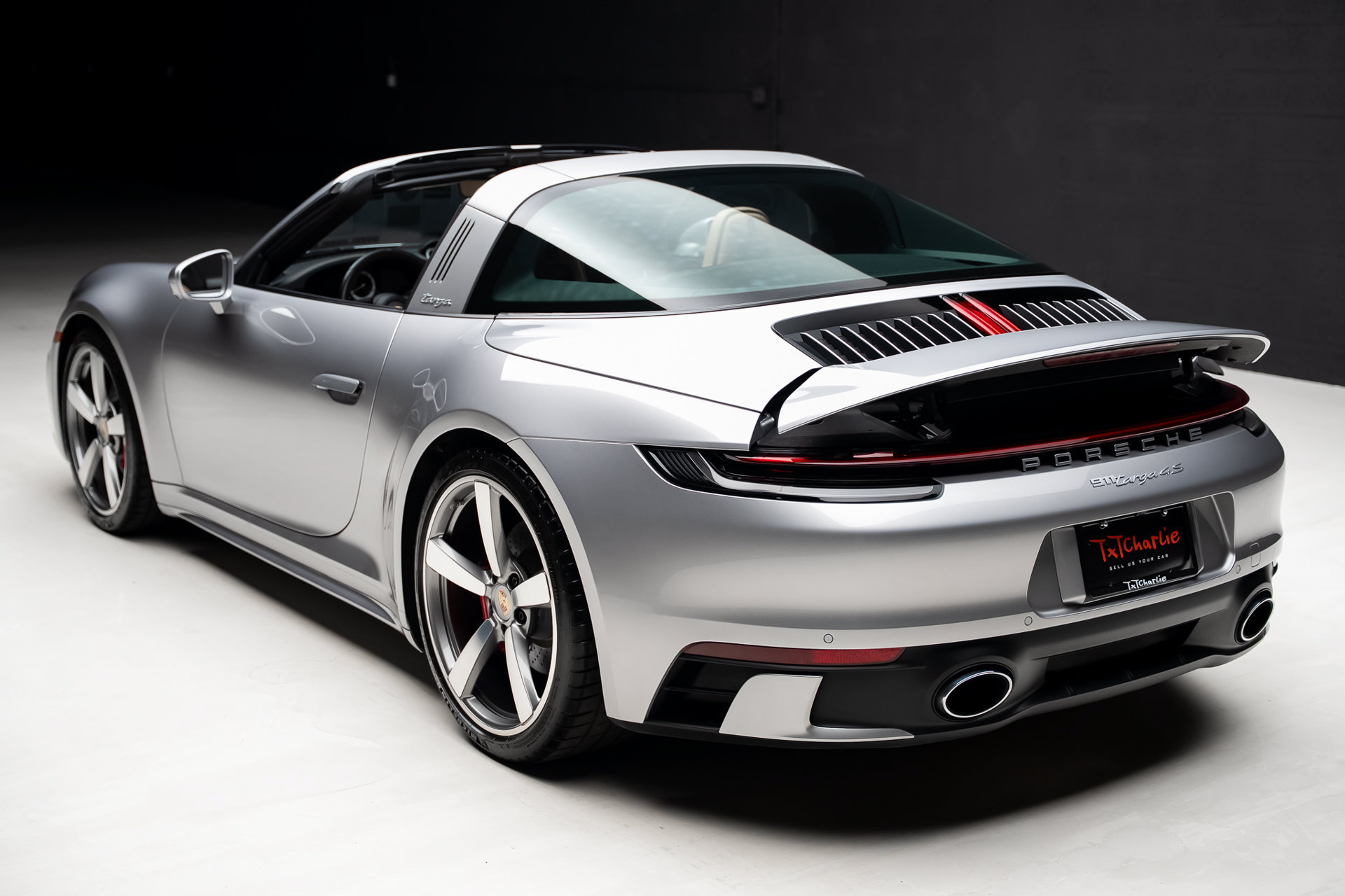 Used 2023 Porsche 911 AWD/4WD image 26